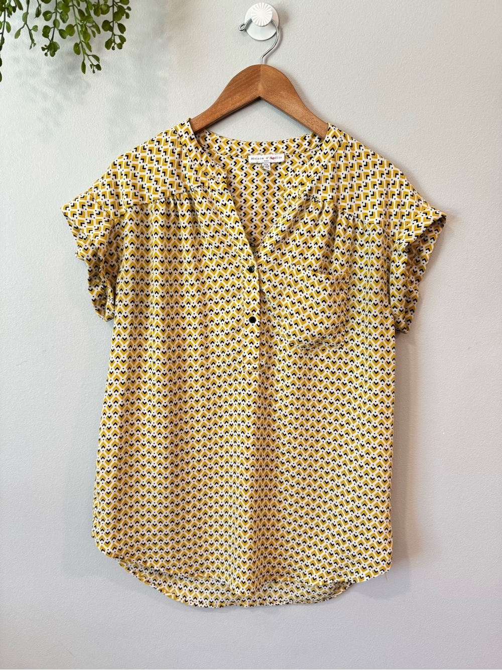 Anthropologie Maison D' Amelie Yellow Geometric Cap-Sleeve Blouse Sz M